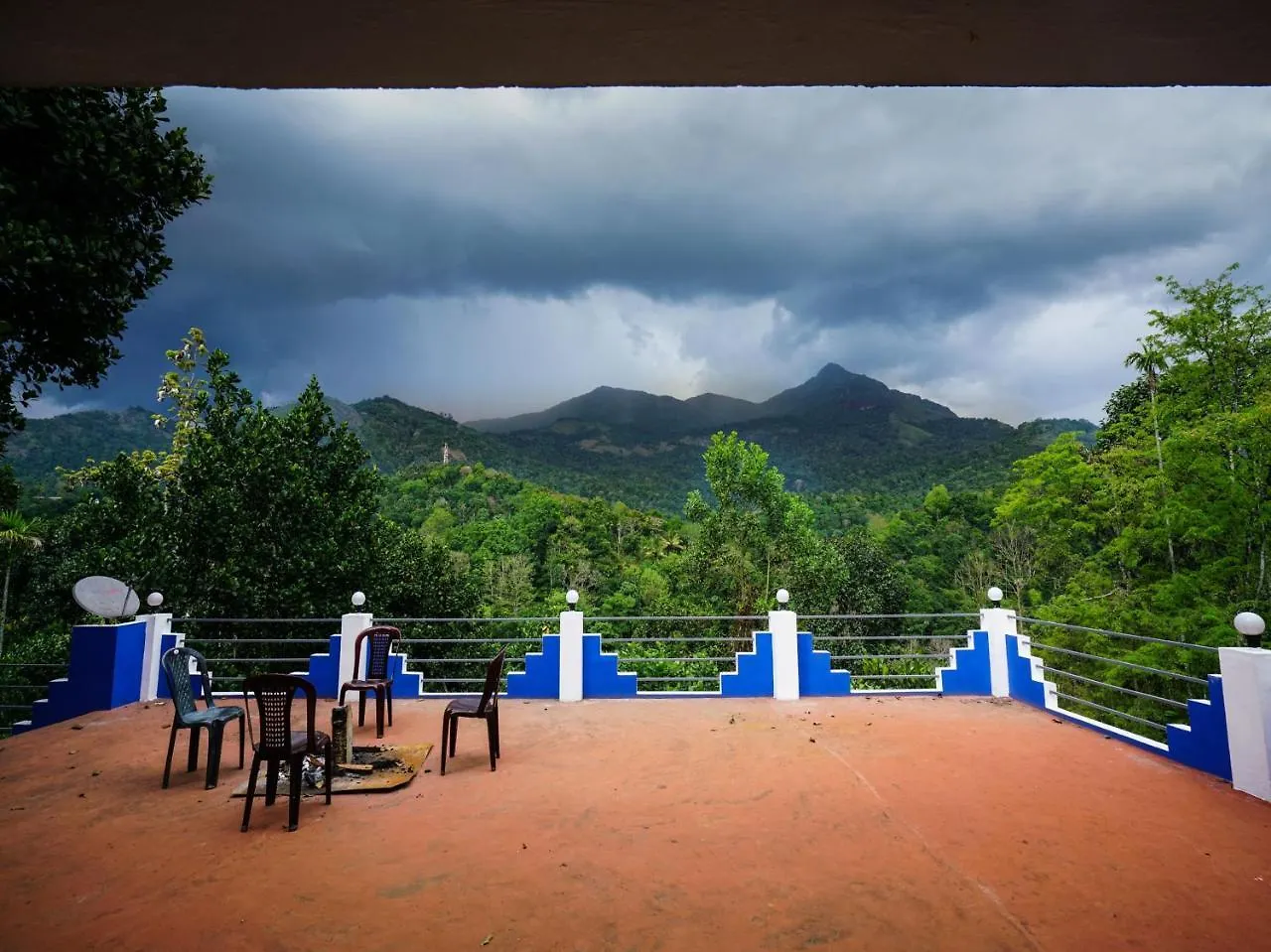 Oyo 13685 Indeevaram Resort contacts