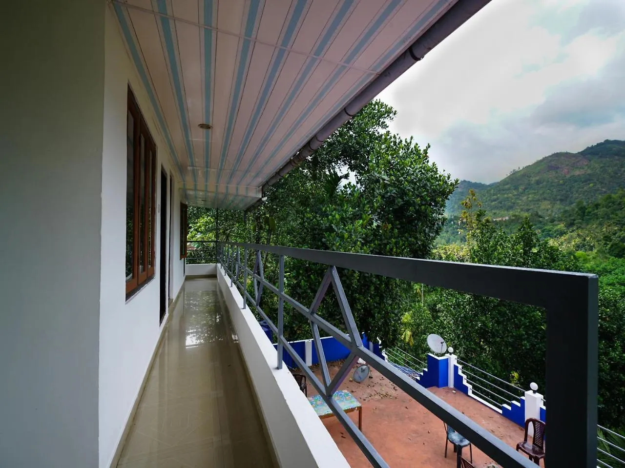 Oyo 13685 Indeevaram Resort Munnar Hotel