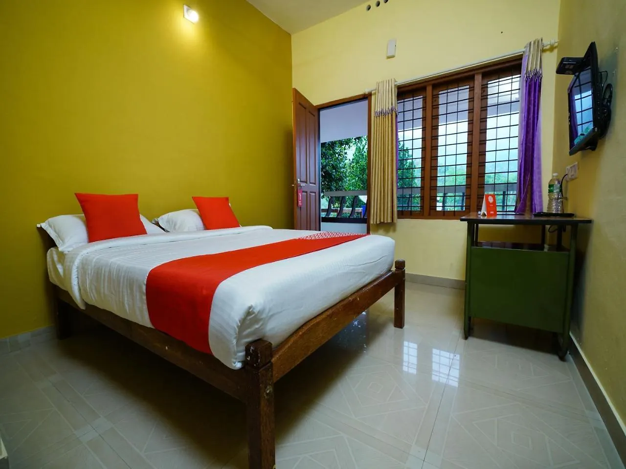 Hotel Oyo 13685 Indeevaram Resort Munnar